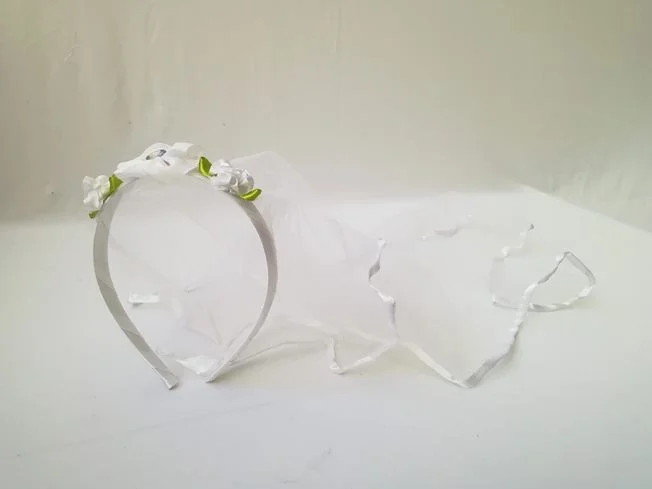 DIADEMA CON VELO PARA NOVIA