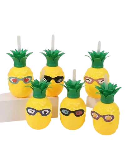 VASO DE PIÑA CON LENTES